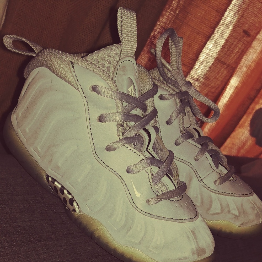 Toddler wolf grey foams